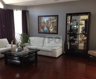 interior painting of living room by PG PAINT & DESIGN painters in Ottawa