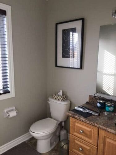 interior painting of bathroom by PG PAINT & DESIGN painters in Ottawa
